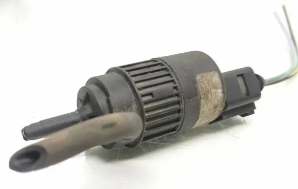 Ford S-MAX Windscreen/windshield washer pump