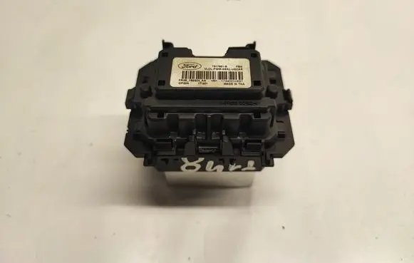 Ford Mustang VI Heater blower fan relay FR3B19E624AA