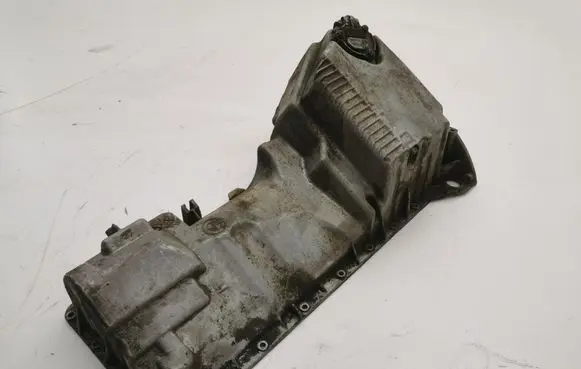 BMW 3 E36 Oil sump 1740917 17409179
