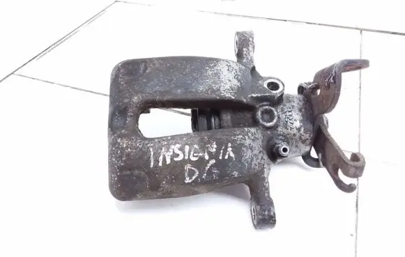 Opel Insignia A Rear brake caliper