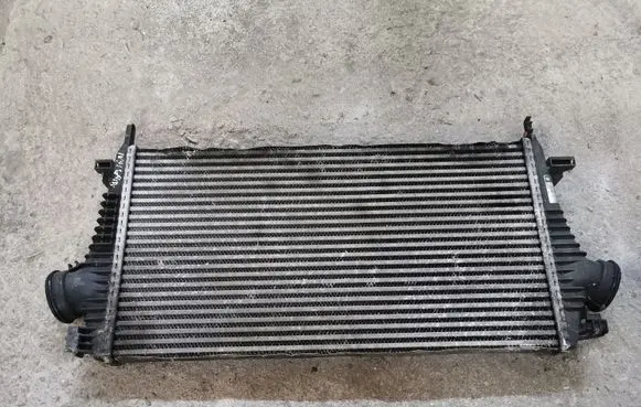 Opel Insignia A Intercooler radiator 13241751