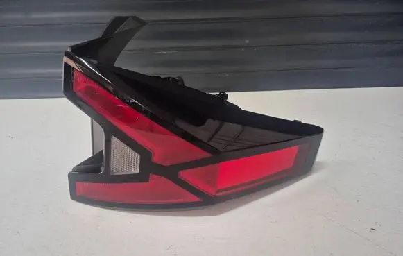 Dacia Duster III Rear/tail lights 265505416R