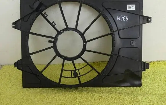 KIA Sportage Radiator cooling fan shroud 25380-N7700