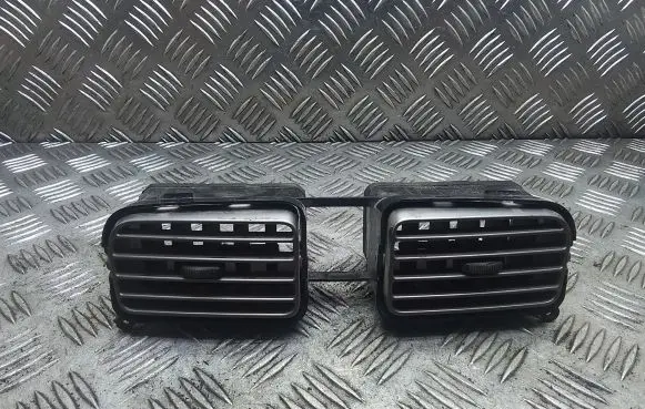 Subaru Outback Dash center air vent grill