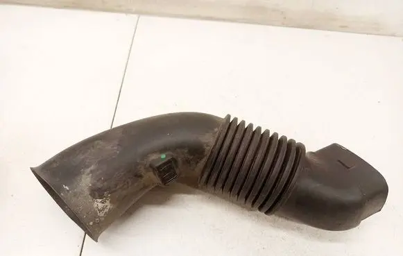 BMW 5 E60 E61 Air intake hose/pipe 7790056 13981114