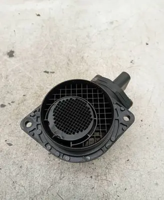 Volkswagen Touran I Mass air flow meter 038906461B 0281002531