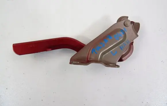 Nissan Pulsar Engine bonnet/hood hinges