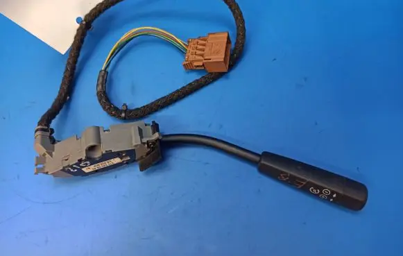 Mercedes-Benz E W210 Cruise control stalk 2105400645