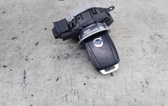 Volvo V50 Ignition lock 31252481