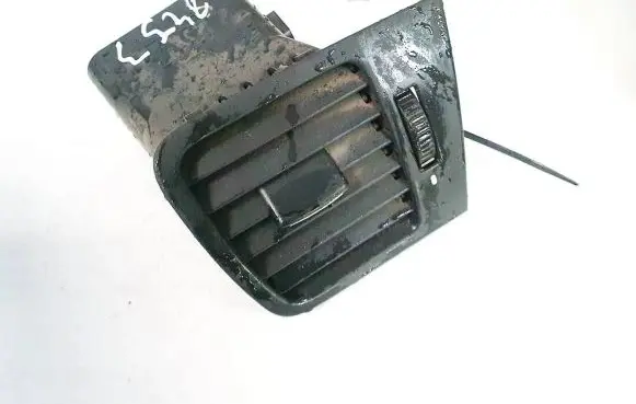 Subaru Legacy Dash center air vent grill
