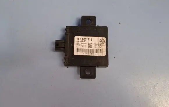 Volkswagen Golf V Alarm control unit/module 1K0907719 510190352