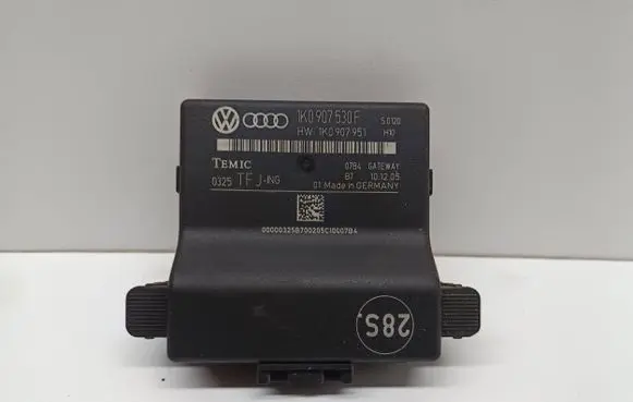 Skoda Octavia Mk2 (1Z) Gateway control module 1K0907530F 1K0907951