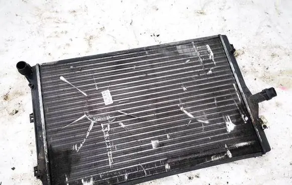 Coolant radiator