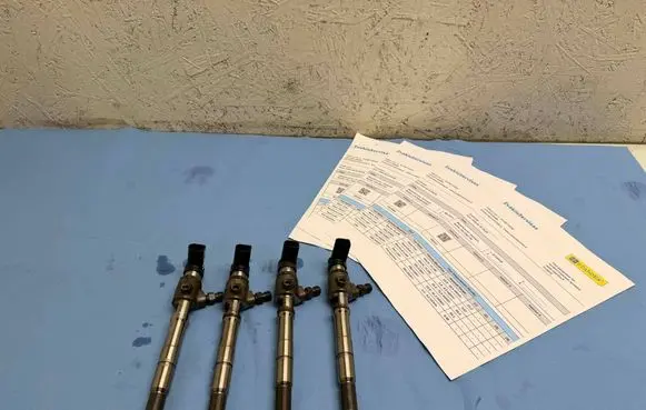 Volkswagen Golf VI Fuel injectors set 03L130277B