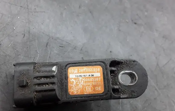 Renault Master III Air pressure sensor 0281002958 8200685363 H8200758731