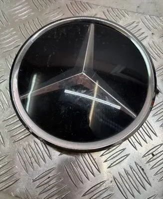 Mercedes-Benz A W176 Manufacturer badge logo/emblem A1648880411