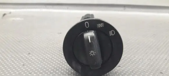 BMW 5 E39 Fog light switch 8363683