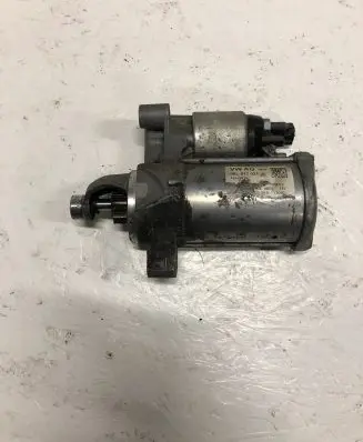 Audi A4 S4 B9 Starter motor 06L911021 16102015