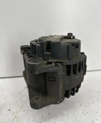 Nissan Almera Generator/alternator 7700427476 25304H 2542393D