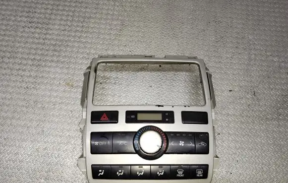 Toyota Avensis Verso Climate control unit 5590044270 1464309626