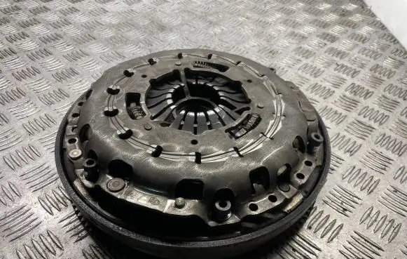 BMW 5 F10 F11 Clutch set kit 1240523