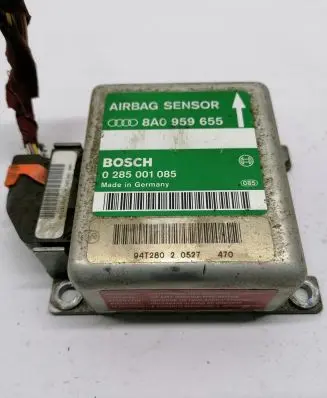 Audi A4 S4 B5 8D Airbag control unit/module 8A0959655C