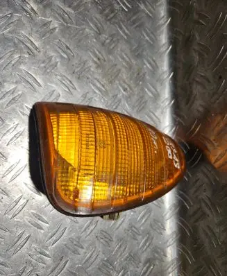 Mercedes-Benz 200 300 W123 Front indicator light 1305233009