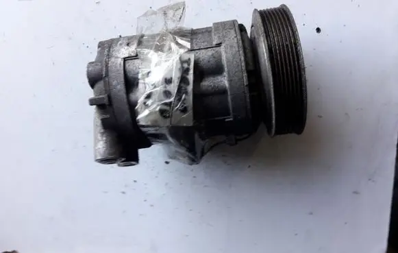 Nissan Navara Air conditioning (A/C) compressor (pump) 92600VB800