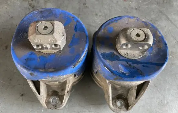 Mercedes-Benz S X222 Maybach Engine mount vacuum valve A2222404400