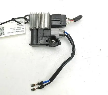 Toyota Yaris Cross Fan control module 89257K0020