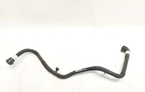 Tesla Model Y Engine coolant pipe/hose 