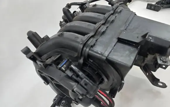 Chevrolet Cruze Intake manifold 55570227