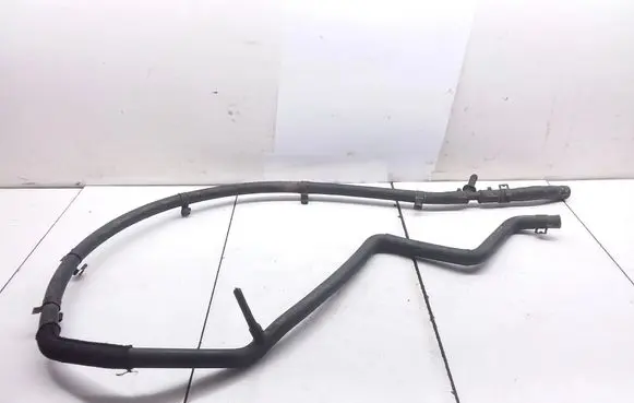 Volkswagen Touareg I Engine coolant pipe/hose 7L6122447BD