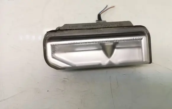 Lexus IS 220D-250-350 Number plate light
