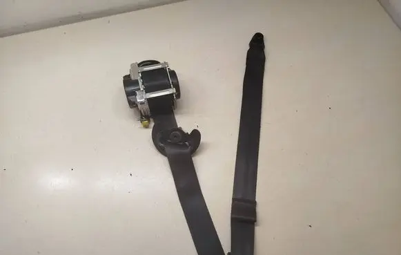 Land Rover Discovery Sport Front seatbelt 628634000