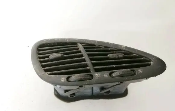 Seat Alhambra (Mk1) Dash center air vent grill 7m1819728e