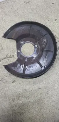 Volvo XC60 Rear brake disc plate dust cover 6G912K317A
