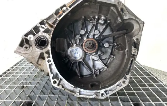 Renault Captur Manual 5 speed gearbox TL4080