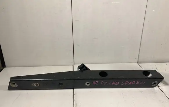 Audi A2 Fender mounting bracket 8Z0805092A