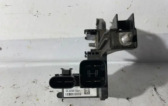 BMW 3 F30 F35 F31 Current control relay 19323000001 81042014 929615201