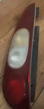 KIA Clarus Rear/tail lights
