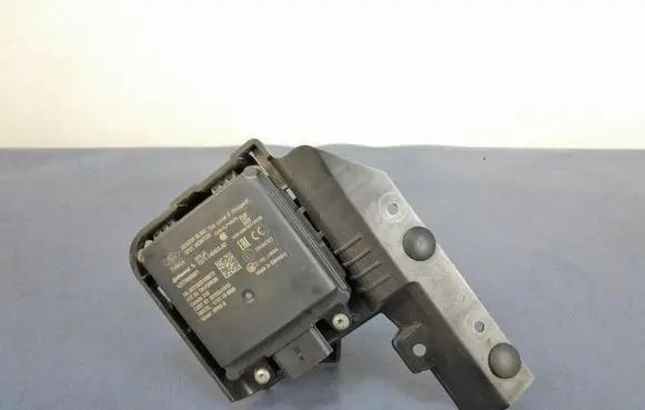 Ford Mondeo MK V Distronic sensor radar KS7T14D453AD