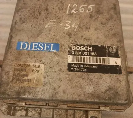 BMW 5 E34 Engine control unit/module 2244734 0281001183 2245720