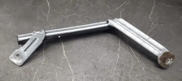Peugeot 407 Door glass rail 409901