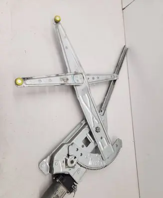 Nissan Kubistar Front door window regulator with motor 400663 0663
