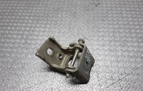 Citroen C5 Rear door upper hinge
