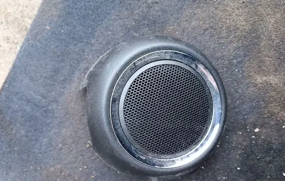 Dash center speaker trim cover