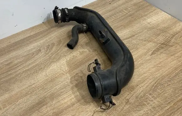 Ford Transit Intercooler hose/pipe 6C119R504C