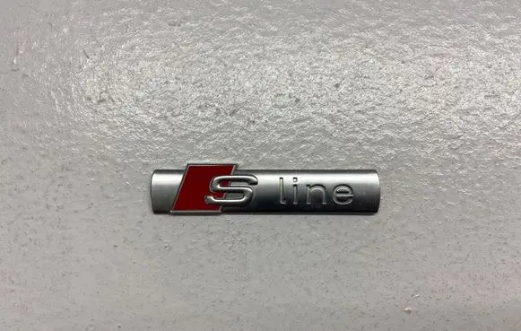 Audi Q3 F3 Fender model badge letters 8n0853601a