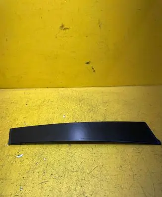 Mercedes-Benz ML W164 (B) pillar trim (top) 